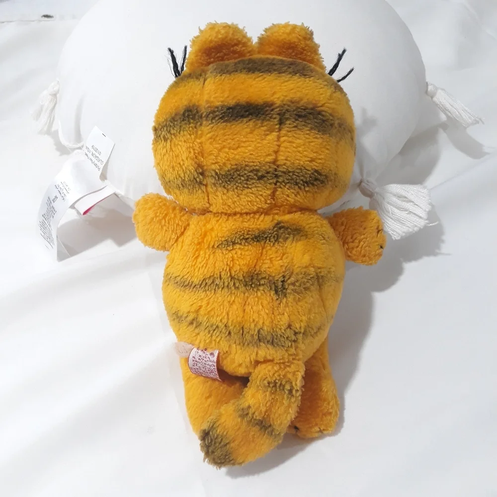 Vintage 80's Garfield Plush Toy - Orange 10